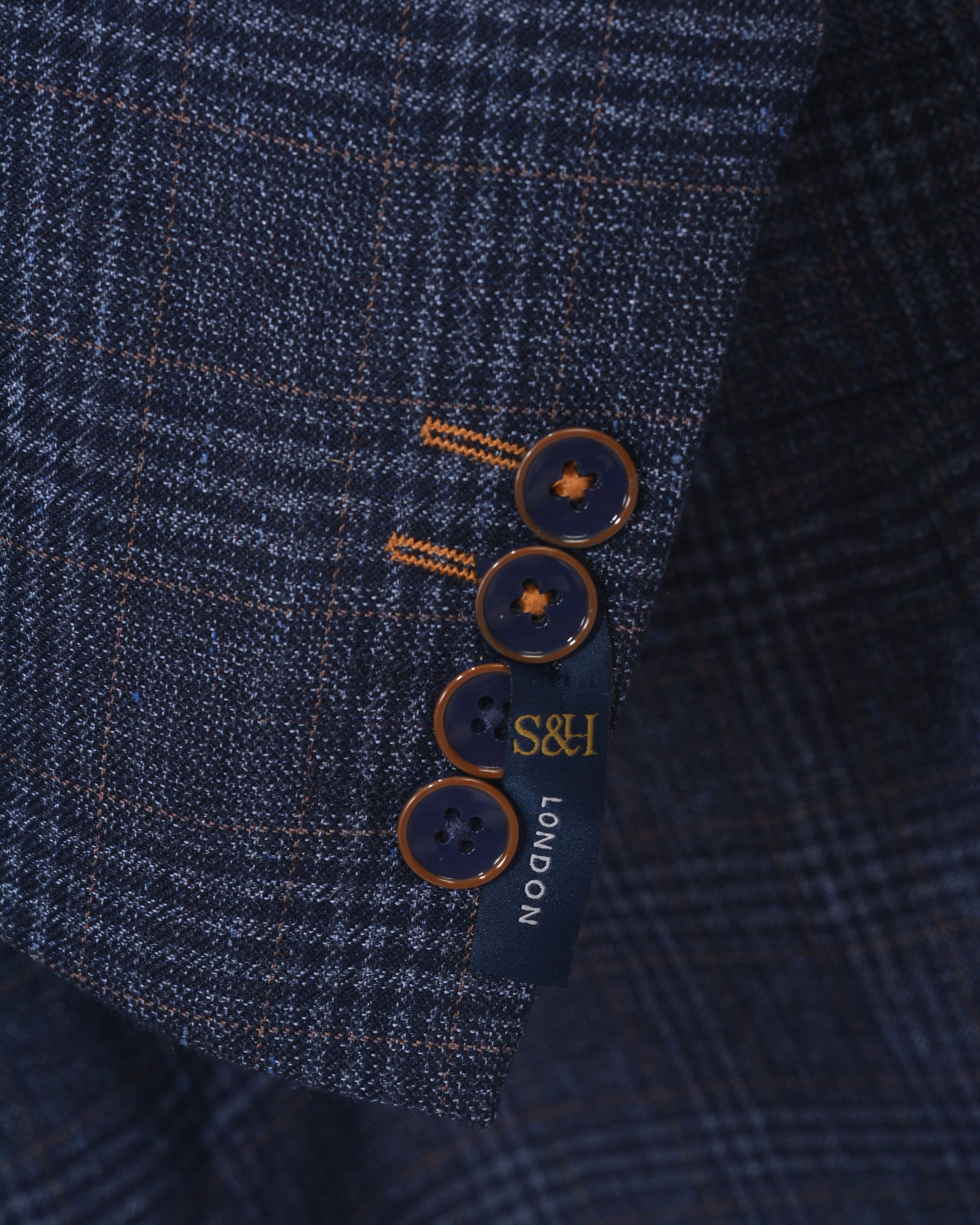 SAWYERS & HENDRICKS TAILORED CHECK